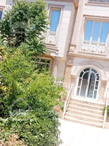 رهن ۲۷۵متر ۴خواب تک واحدی/شاه نشین تاپ لوکیشن* منطقه ۲۲ شهرک راه آهن