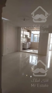 ۶۰ متر /نوسازی شده / تک واحدی /پارکینگ سندی