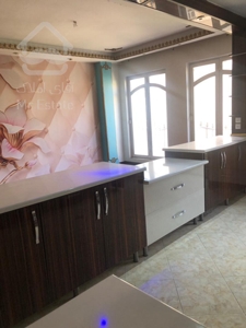 ۷۰متر / بازسازی شده /چهار باغ