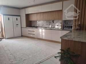 ۶۸ متر فول امکانات  سالن پرده خور