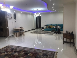 ۷۵ متر، دو خواب، طوقانی