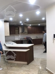 ۱۸۰متر//دو پارکینگ//بهترین لوکیشن دیباجی