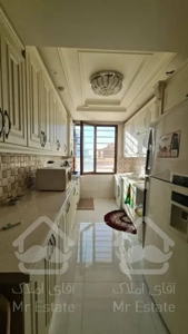 واحد ۸۷ متر ۲خواب کل فضای واحد نور مستقیم