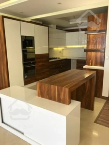 فروش ۲۳۰ متری ،سه خواب ،فرمانیه