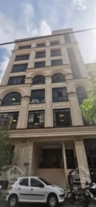 ساختمان کامل ۱۳۰۰متر