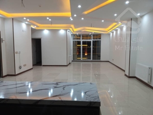 ۱۱۷ متری/ سالن پرده خور روبه جنوب