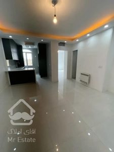 ۶۰ متر دو خواب ، طوقانی