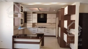 ۱۴۵ متر / تک واحدی / غرق نور