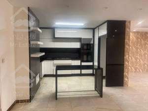 ۱۰۰ متر ولنجک فول امکانات