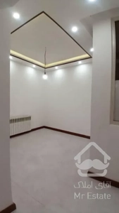 ۷۴متری/ فول امکانات/ غرق نور