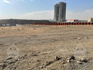 واحد ۴۰ متری در منطقه۲۲ چیتگر