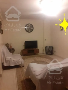 ۵۰متر آسانسوردار خوش نقشه