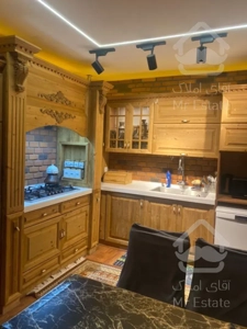 آپارتمان ٢۵٠متر ٣خواب تک واحد نورگیر مستقیم