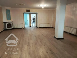 اپارتمان ۱۱۶ متری دو کله غرق نور