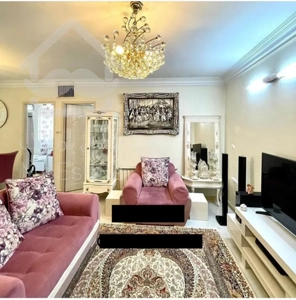 فروش اپارتمان زیر قیمت سالن پرده خور نور و نقشه عالی