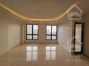 ۲۰۰متر فرمانیه دو پارکینگ نوساز