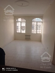 فروش و تهاتر ۷۰متر سالن پرده خور