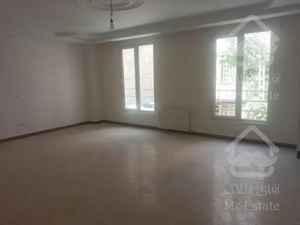 واحد ۱۳۰ متر ۳ خواب کم سن زیر قیمت