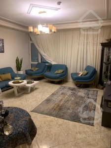 سعادت آباد 82متر 2خواب نورگیر بی نظیر