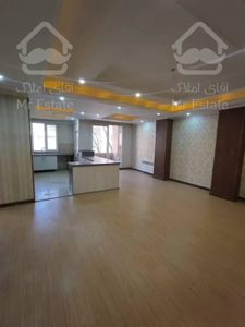 ۱۰۰متر۲خواب ۱۰ساله کم واحد سازمان برنامه شمالی