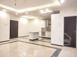 فروش 100 متری پاسداران