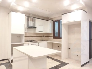 اجاره 95 متری اختیاریه