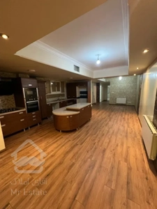 فروش 180 متری دروس