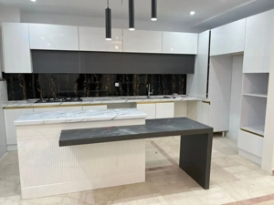 فروش 90 متری دیباجی جنوبی