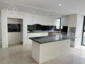 اجاره 185 متری اختیاریه