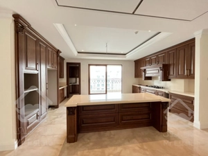 فروش 300 متر قلب پاسداران