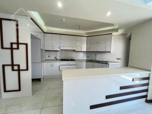 اجاره 124 متر در پاسداران