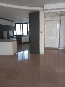 فروش 98 متری پاسداران