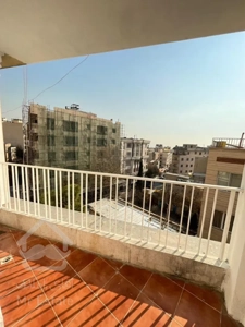 180 متر پاسداران