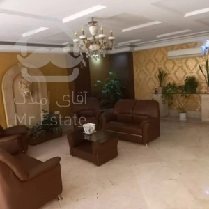 فروش 118 متری پاسداران