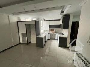 ۷۵متری تاپ لوکیشن غرق نور