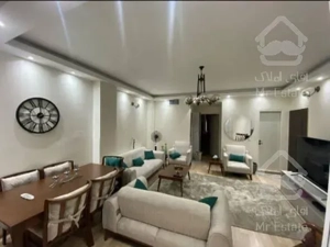 ۱۱۰ متر*سالن پرده خور رو به جنوب*شهران