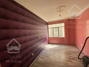 ۹۰متر سالن پرده خور روبه جنوب