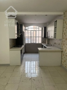 ۸۰متری تاپ لوکیشن غرق نور