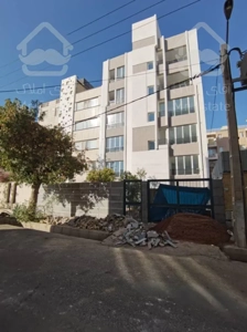 آپارتمان 220 متری شیک خاص بلوار فدک