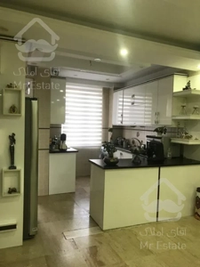 ۷۰متر / ۲ پارکینگ /  اندرزگو