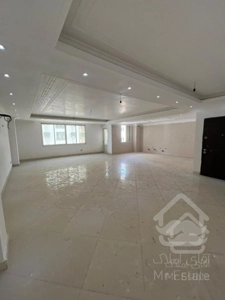 خیابان دانشگاه/۳خوابه/تک واحدی