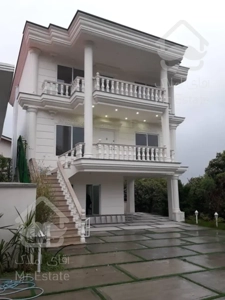 فروش ویلای تریبلکس استخردار