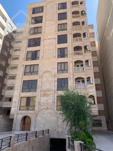 فروش آپارتمان ۱۸۳متری سه خوابه بدون مشرف تکمیل قدوسی غربی شیراز