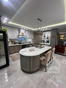 500 متر زعفرانیه تاپ لوکیشن