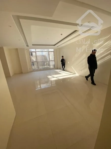 ۸۴ متر نوساز