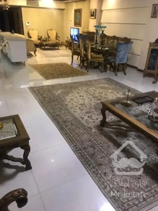 فروش آپارتمان  ۱۳۵متری ۳ پارکینگ سندی