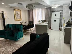 فروش اپارتمان زیر قیمت سالن پرده خور نور و نقشه عالی