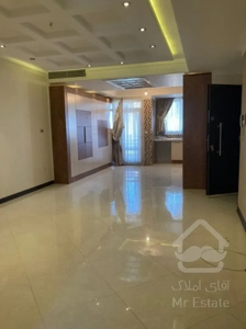 آپارتمان ۹۰ متری دو خواب در فردوس شرق