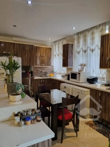 اجاره 100 متری اختیاریه