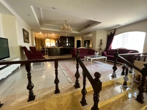 فروش بوکان نیاوران 243 متر ویو ابدی